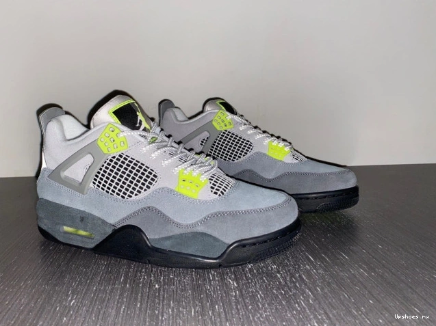 CT5342-007 4  Retro  SE 95 Jordan Neon 0717